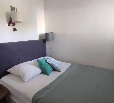 T2 Avec Piscine Et Tennis Apartment